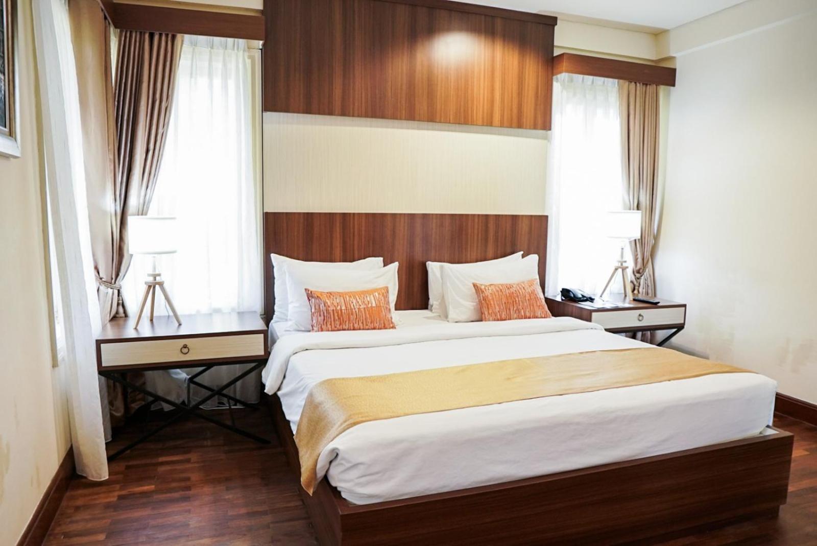 อาร์ โฮเต็ล รันจามายา Hotel โบกอร์ ภายนอก รูปภาพ